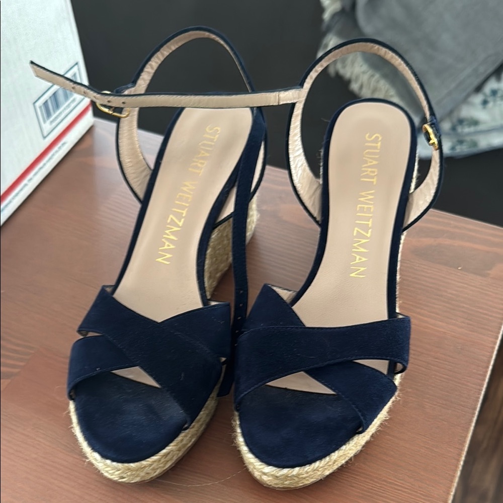 NWOT Stuart Weitzman Navy Wedge Sandals